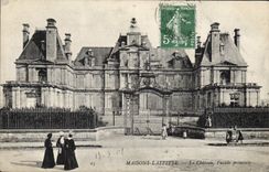 CPA Maisons Laffitte Le Chateau Facade principale 
