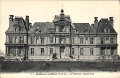 CPA Maisons Laffitte S et O Le Chateau Facade Sud 