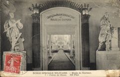 CPA Ecole Speciale Militaire Musee du Souvenir Entree du Musee 
