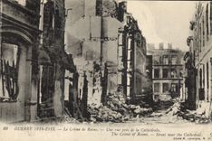 CPA Guerre 1914 1915 Le Crime de Reims Une rue pres de la Cathedrale 