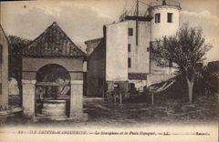 CPA Ile Sainte Marguerite Le Semaphore et le Puits Espagnol 