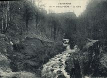 CPA L'Auvergne Vic sur Cere La Cere 