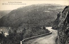 CPA Le Cantal Pittoresque Route de St Flour a Chaudesaigues 