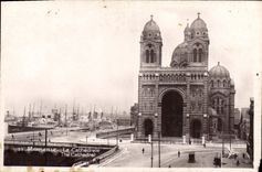 CPA Marseille La Cathedrale 