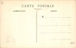 CPA Vichy Allees Couvertes Promenoirs 