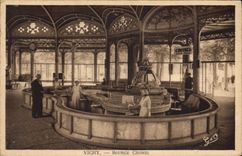 CPA Vichy Source Chomel 