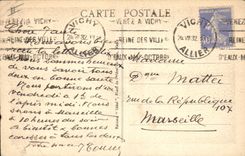 CPA Vichy Source de la Grande Grille 