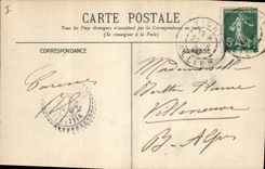 CPA Vichy Entree des Bains 