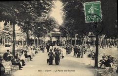 CPA Vichy Le Palais des Sources 