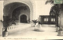 CPA Vichy Interieur de l'Etablissement Thermal 