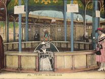 CPA Vichy La Grande Grille 