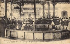 CPA Vichy Source Grande Grille Temperature 41 