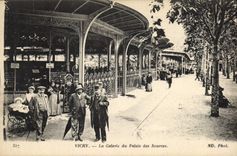 CPA Vichy La Galerie du Palais des Sources 