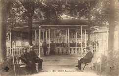 CPA Vichy Source de l'Hopital 