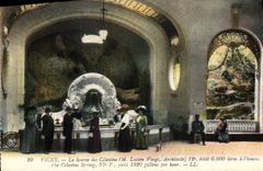 CPA Vichy La Source des Celestins 