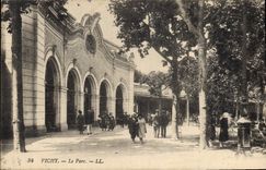 CPA Vichy Le Parc 