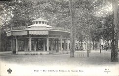 CPA Allier Vichy les Kiosques de l'ancien Parc 