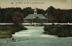 CPA Vichy Le Golf vu des Nouveaux Parcs 
