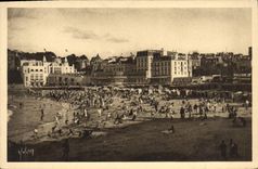 CPA Cote d'Emeraude Dinard I et V La Plage a l'Heure du Bain 