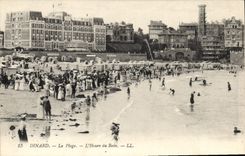 CPA Dinard La Plage L'Heure du Bain 