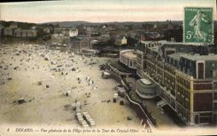 CPA Dinard Vue generale de la Plage prise de la Tour du Crystal Hotel 