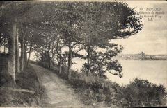 CPA Dinard Le Chemin de Ronde 