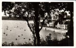 CPA Dinard La plage vue du Crystal