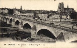 CPA Orleans Vue generale Le Pont George V 