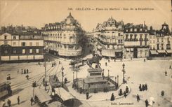 CPA Orleans Place du Martroi Rue de la Republique 