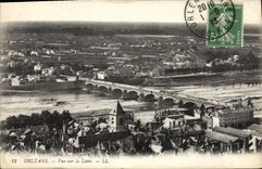 CPA Orleans Vue sur la Loire 