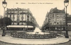 CPA Orleans Place Albert I et Rue de la Republique 