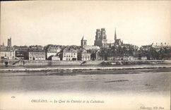 CPA Orleans Le Quai du Chatelet et la Cathedrale 