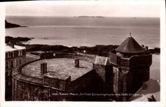 CPA Saint Malo La Tour Quisengronde et le Petit Donjon 