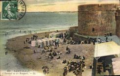 CPA Saint Malo l'Eventuail vu des Remparts 