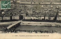 CPA Lyon Vue generale prise de l'Ascenceur de la Tour de Fourvieres 