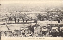 CPA Lyon Vue panoramique prise de Fourviere 