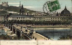 CPA Lyon Le Pont de la Guillotiere et l'Hotel Dieu 