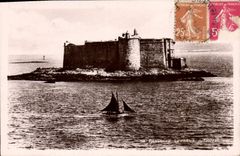 CPA Carantec le chateau du Taureau 