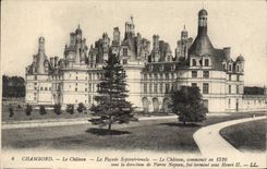CPA Chambord le chateau la facade Septentrionale le chateau commence en 1526 sous la direction de Pi