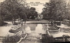 CPA Dijon Square de la place darcy le Bassin 