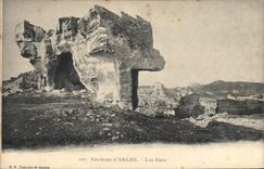 CPA Environs d'Arles Les Baux 