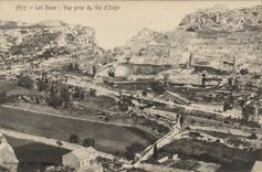 CPA Les Baux Vue prise du Val d'Enfer 