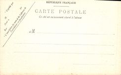 CPA Environs d'Arles les Baux La Rue du Fosse et la Tour Sarrazine