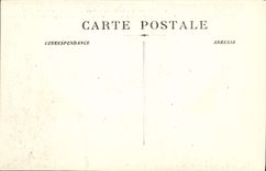 CPA Les Baux Donjon du Chateau feodal construit au Xme siecle a l'avant plan cimatiere Gallo Romain