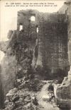 CPA Les Baux Ruines des Vastes salles du Chateau construit au Xme siecle par Pons le Jeune et demoli