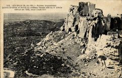 CPA  Les Baux (B du R) Ruines imposantes (cotes Oriental et Nord) du Chateau feodal bati au Xe siecl