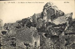 CPA Les Baux Les Maisons du Planet et la Tour Sarrazine