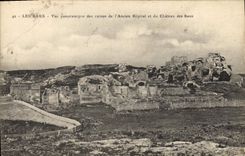 CPA Les Baux Vue panoramique des ruines de l'Ancien Hopital et du Chateau des Baux