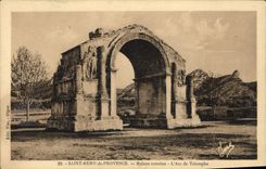 CPA Saint Remy de Provence Ruines romaine L'Arc de Triomphe