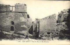 CPA les Baux Tour de Brau et Rue Romaine